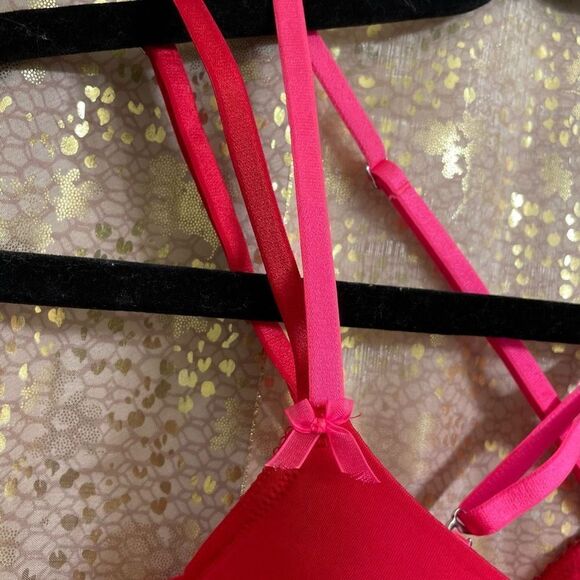 Victorias Secret Red Pink Strappy Dream Angels Padded Demi Bra 32D - Picture 4 of 7